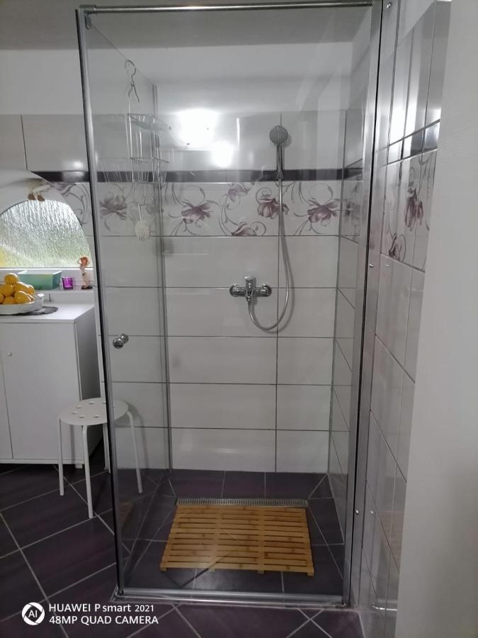Kalista Vila Jurdani Exterior foto